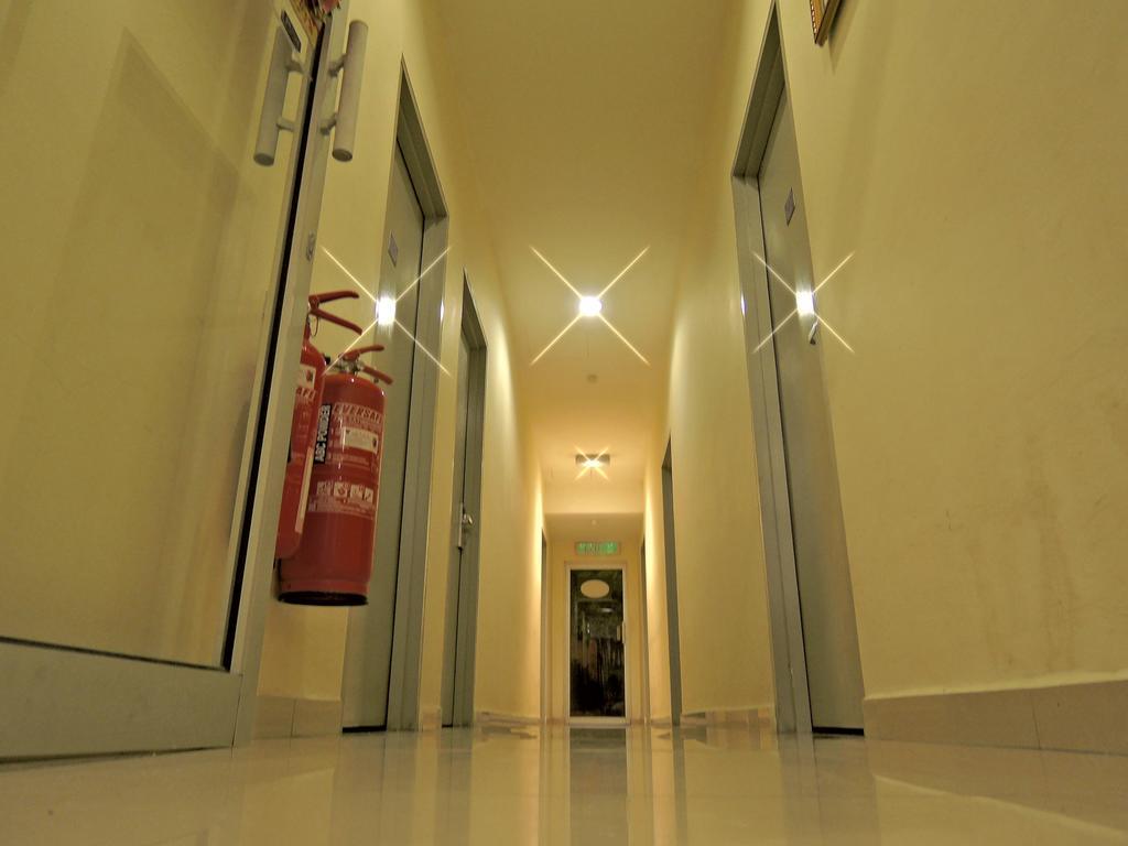 Hotel Seri Nilai Buitenkant foto