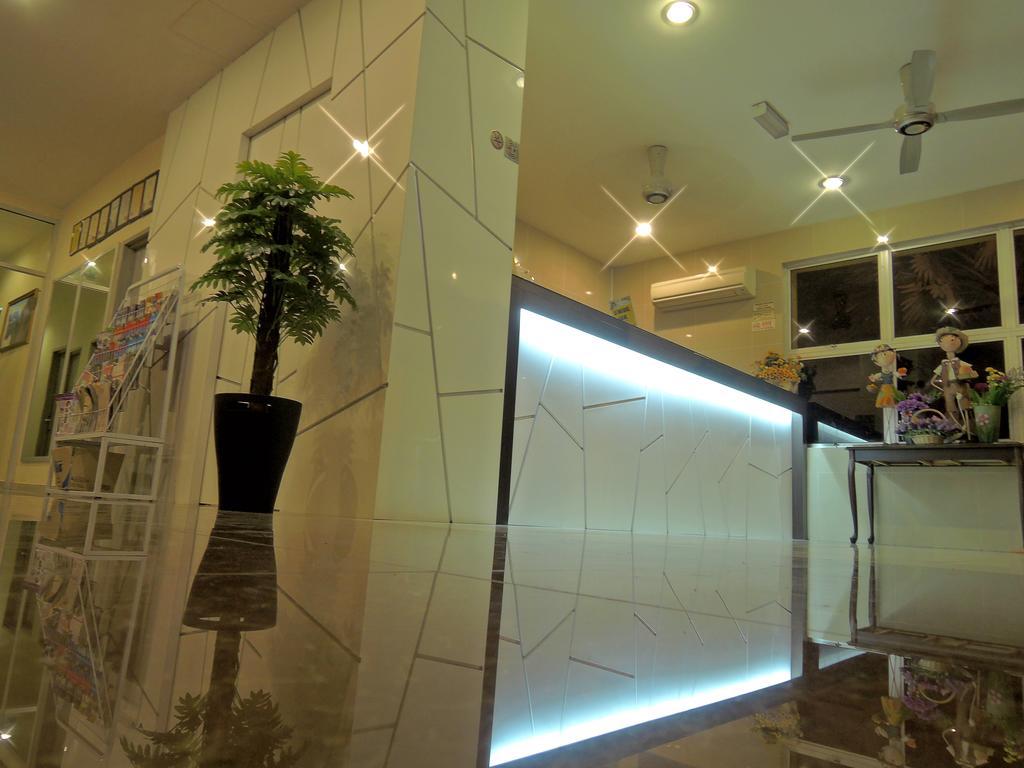 Hotel Seri Nilai Buitenkant foto