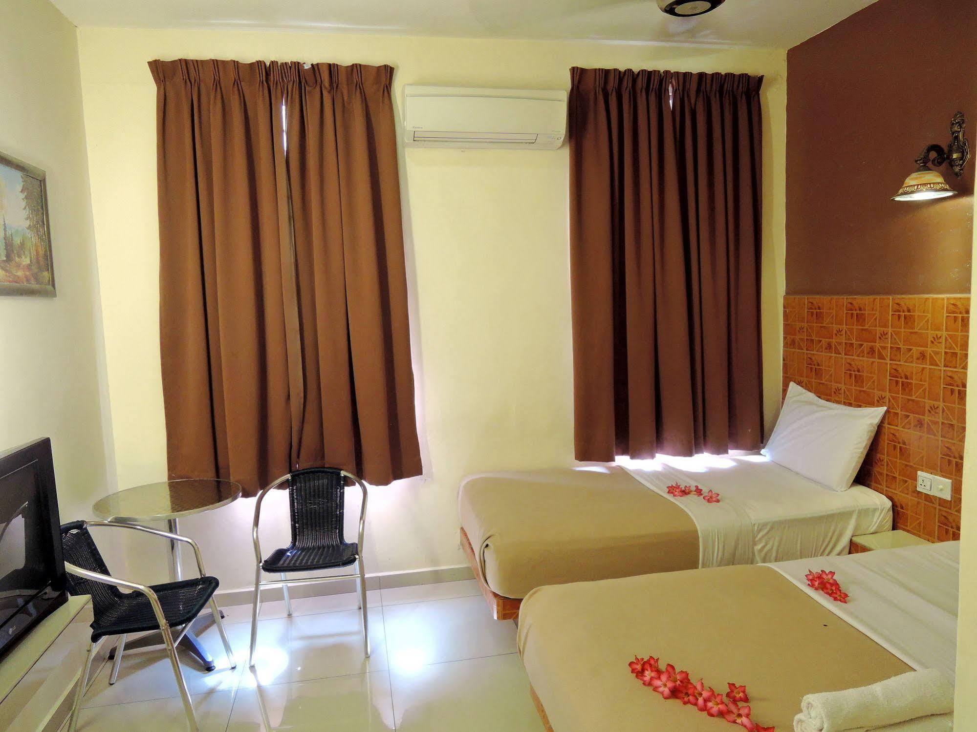 Hotel Seri Nilai Buitenkant foto